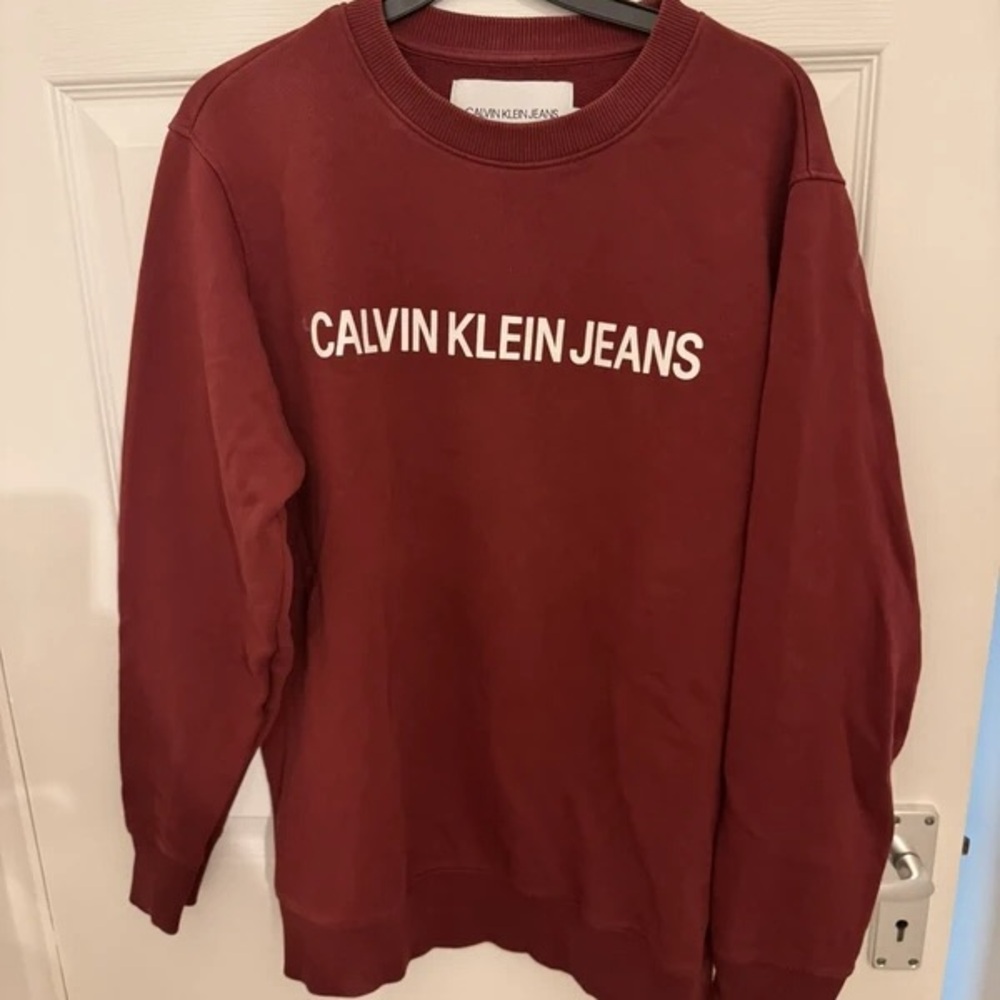 Calvin Klein Jeans Men's Burgundy Crewneck Sweater